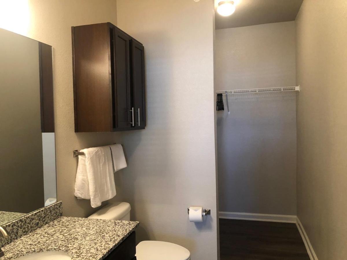 Spacious Furnished Resort Style Apartments Tomball Chambre photo